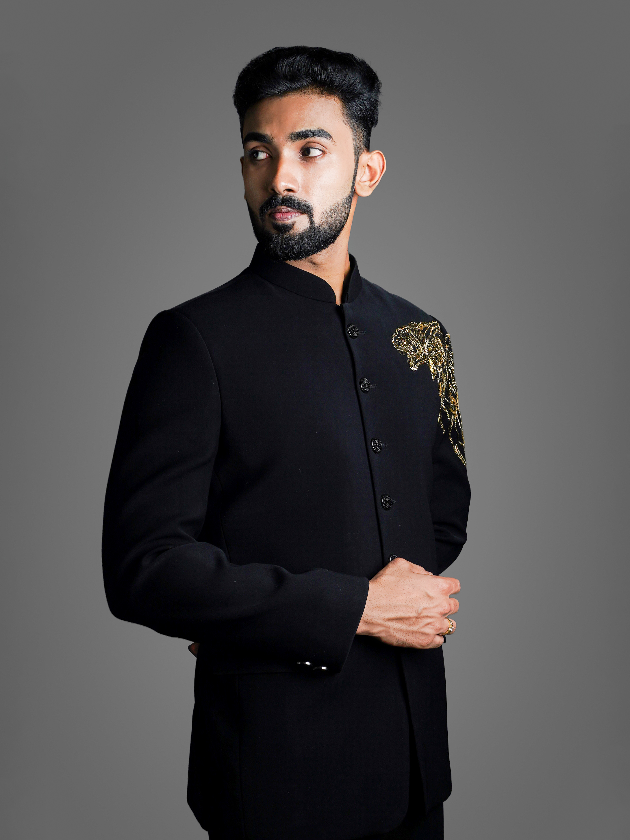 Black Lion Embroidered Jodhpuri