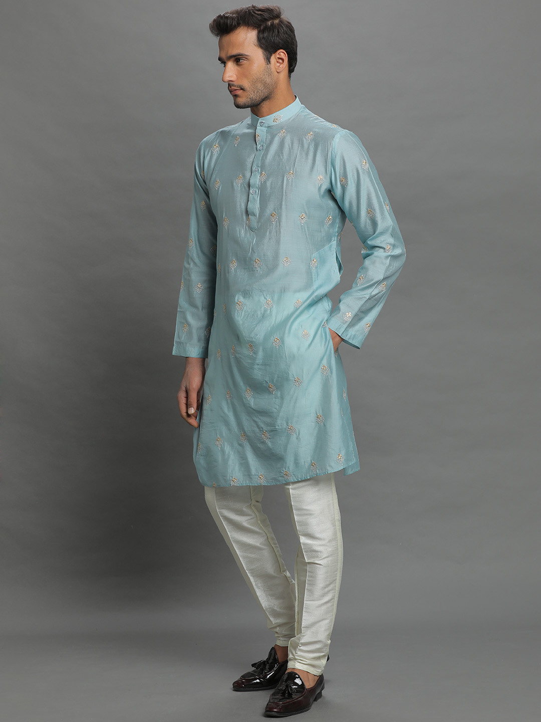 Blue Booti Embroidery Kurta Pyjama