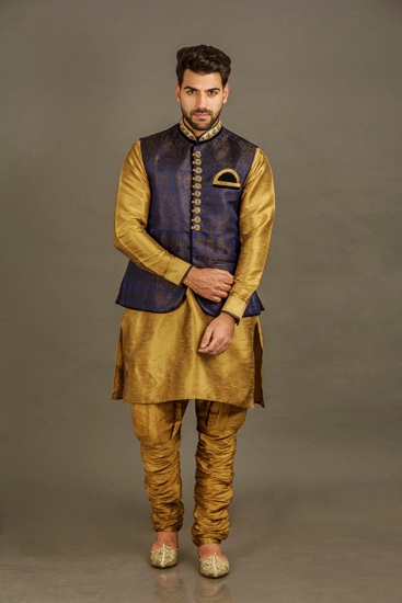 Buy Navy Blue Angrakha Style Indo Western Set Online in India @Manyavar -  Suit Set for Men