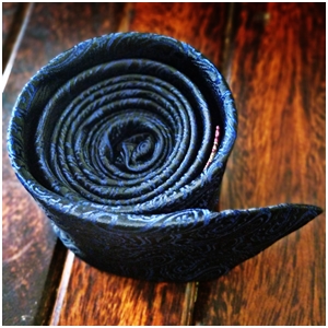 displaying image of Bluemango Black Tie