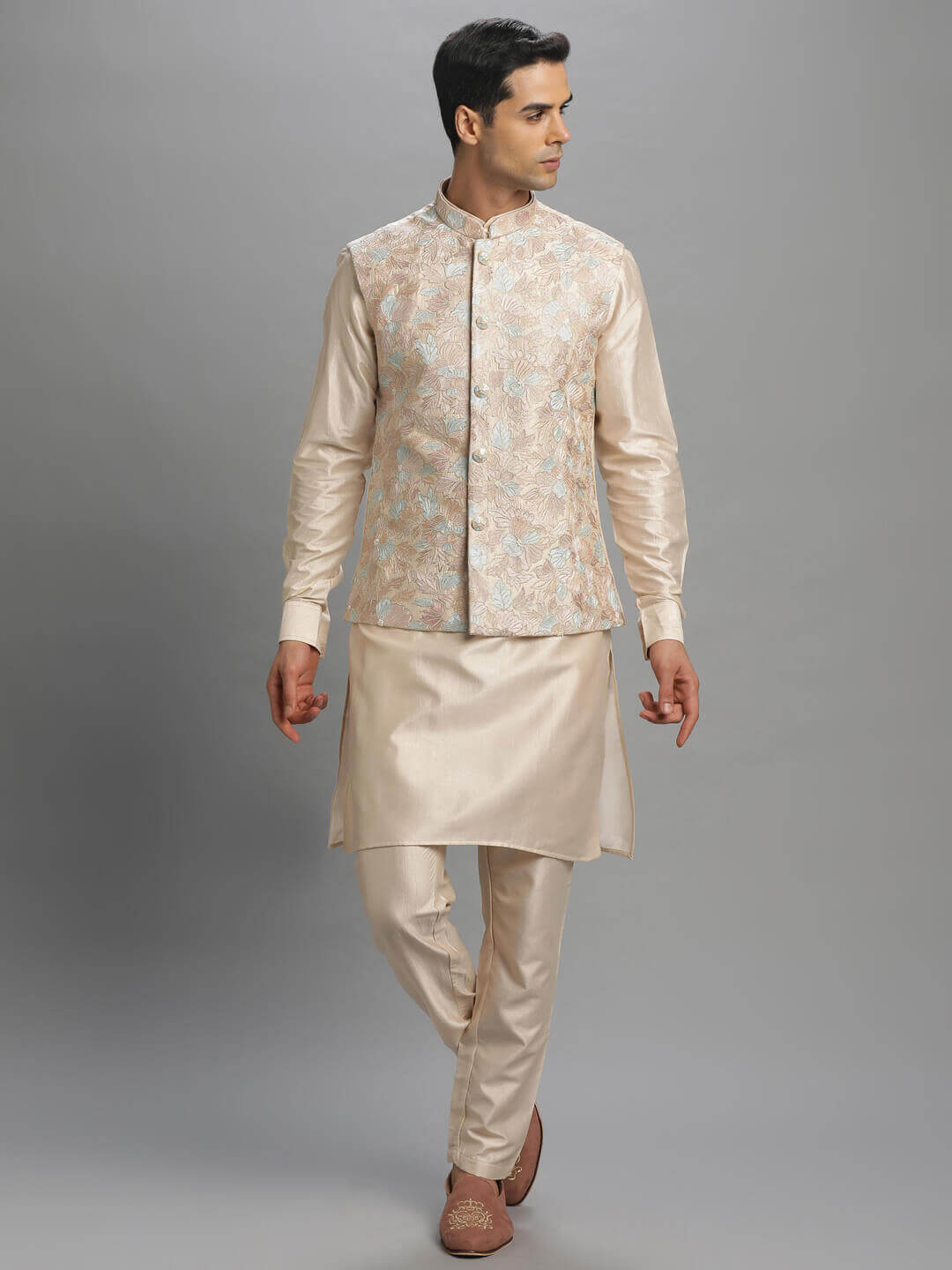 displaying image of Cream Big Floral Kurta Pyjama