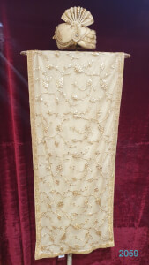 Cream leafy embellished dupatta