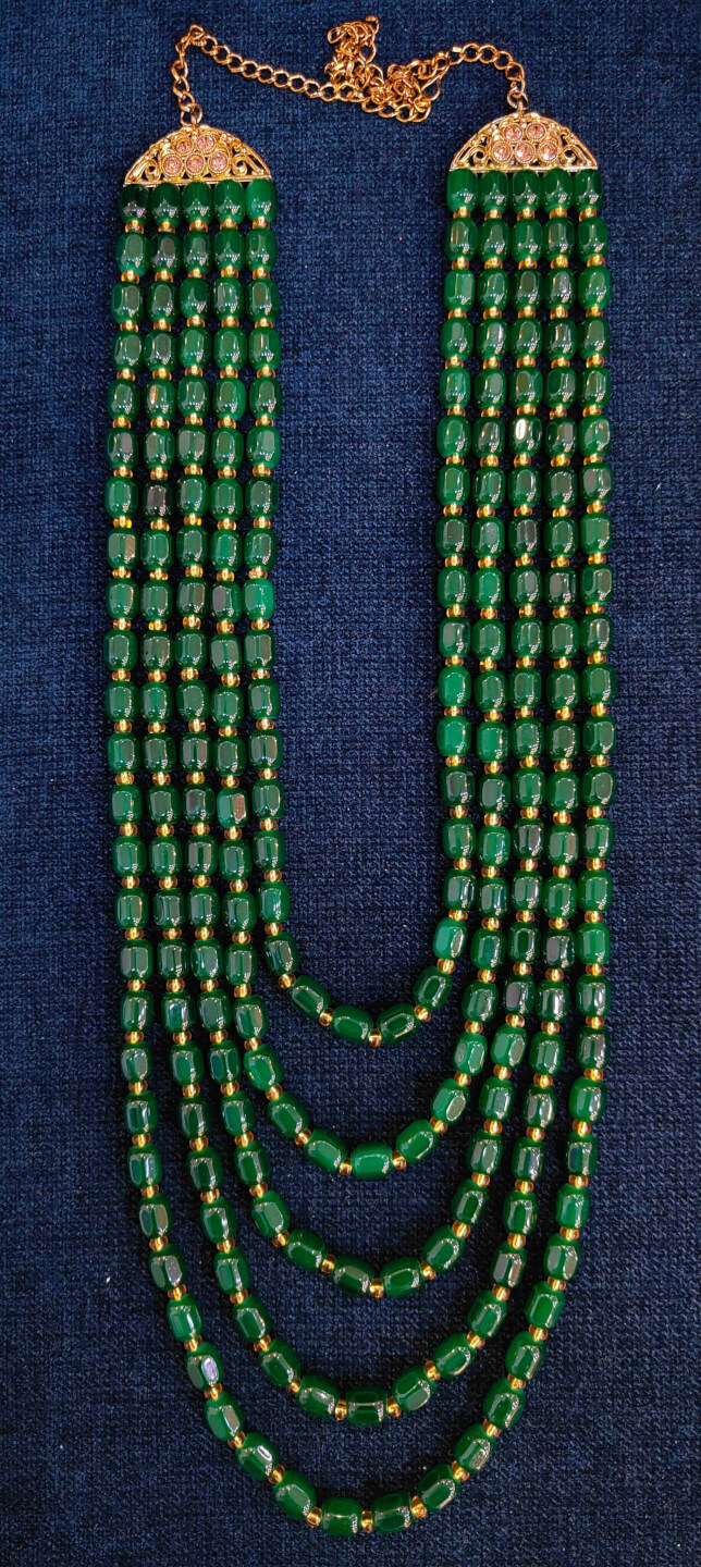 displaying image of Green Emerald Mala