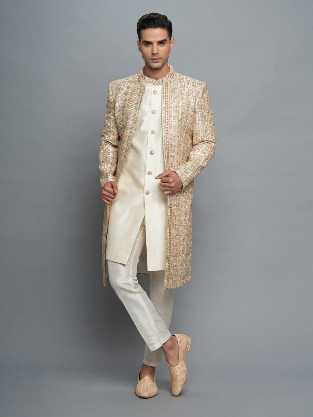 groom-heavy-embroidered-jacket-sherwani