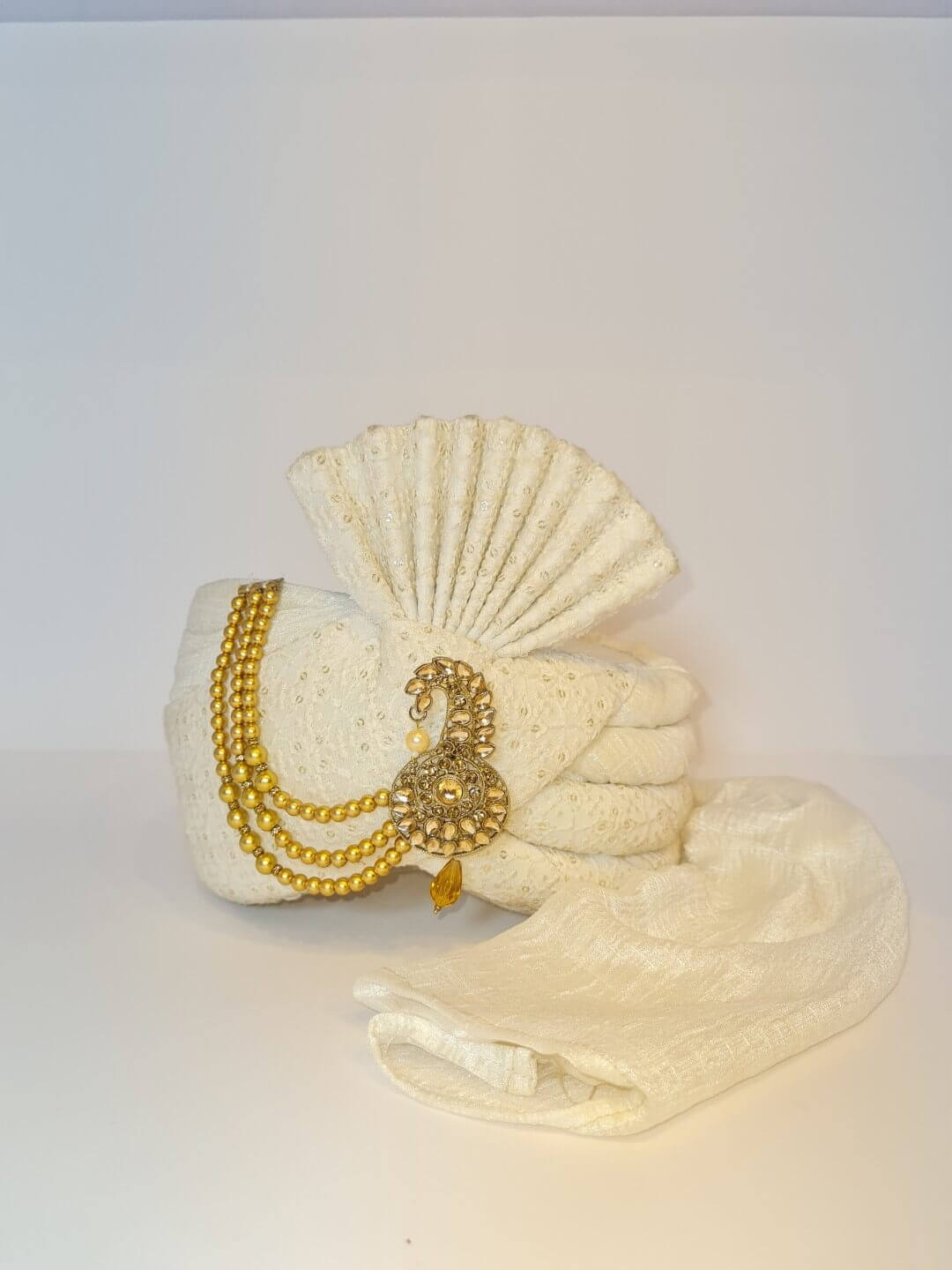 Ivory with Golden Pearls Exuberant Pagadi