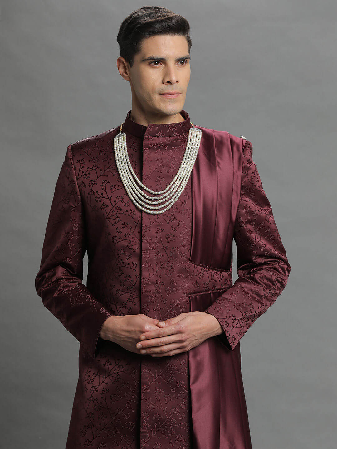 displaying image of Maroon Indo With Attached Dupatta