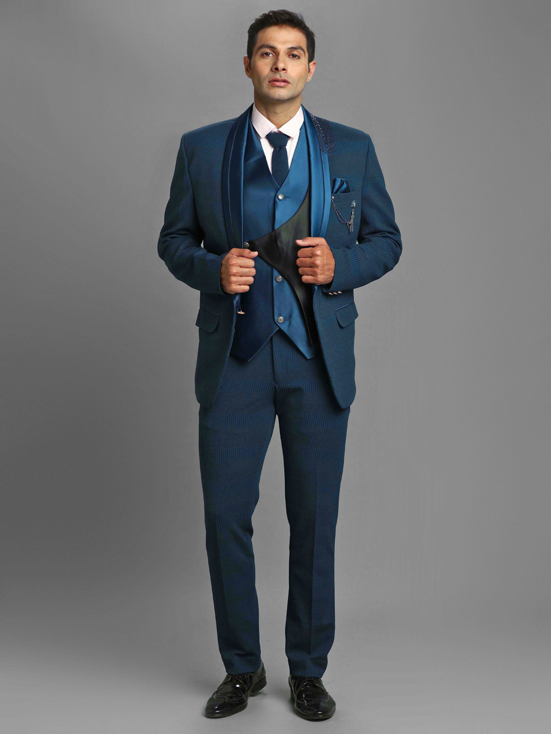 peacock-blue-shiny-textured-print-3-piece-suit