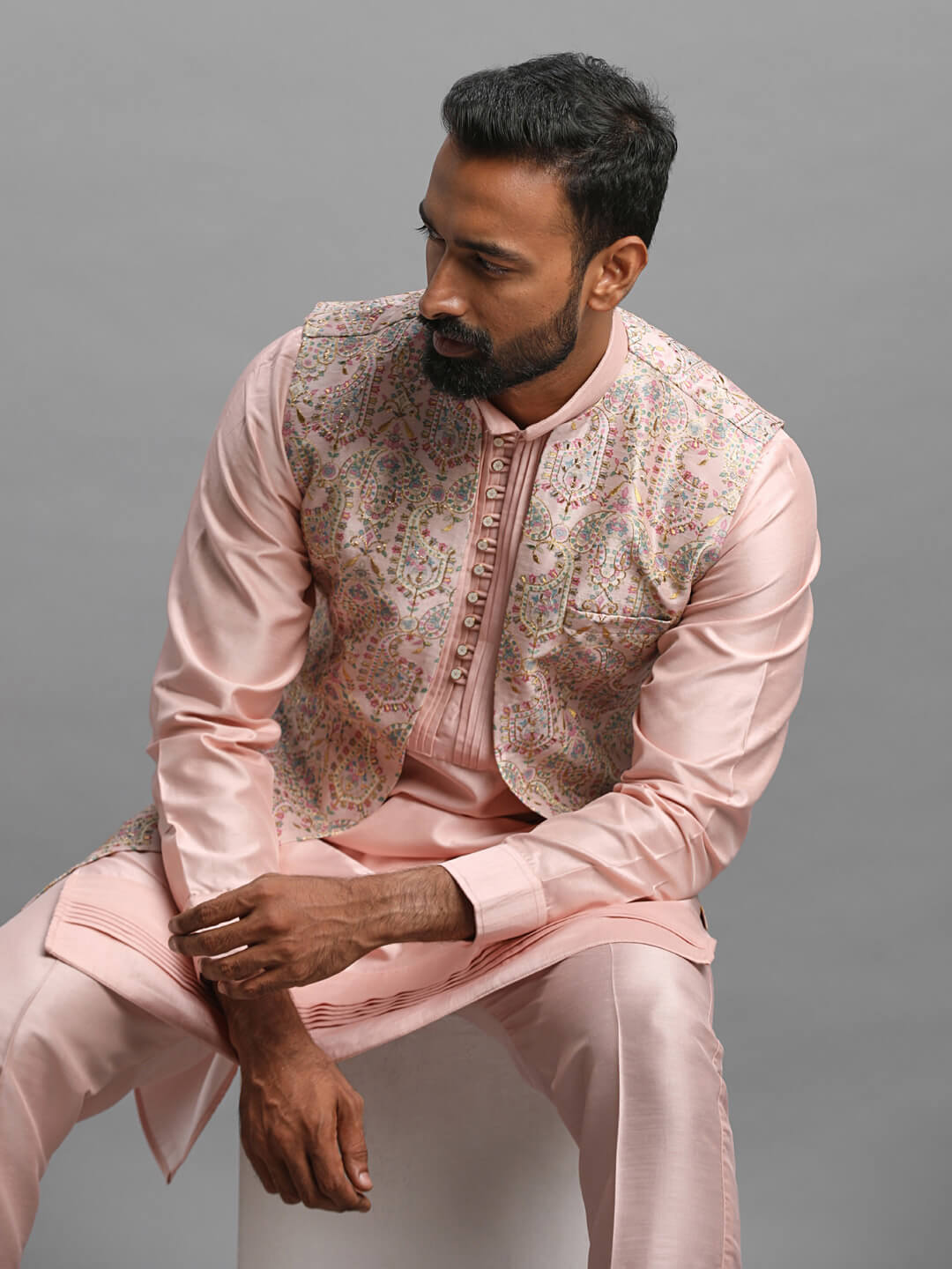 displaying image of Pink Printed Paisley Kurta Pyjama Bandi MFS