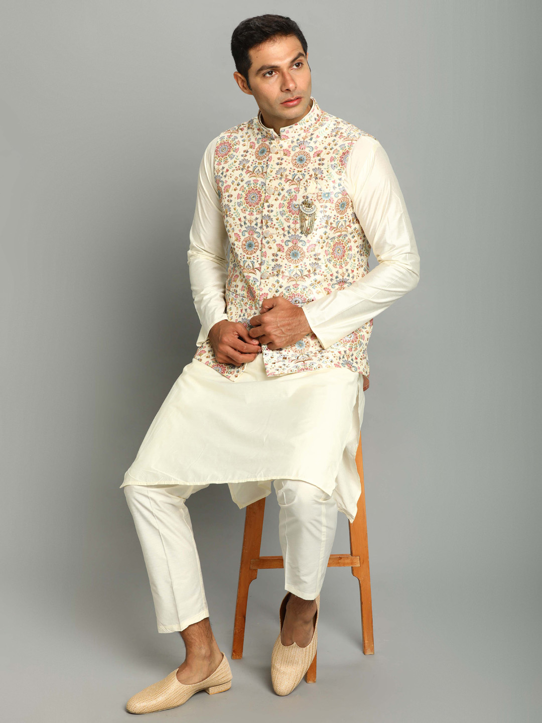White Colored Floral Kurta Pyjama