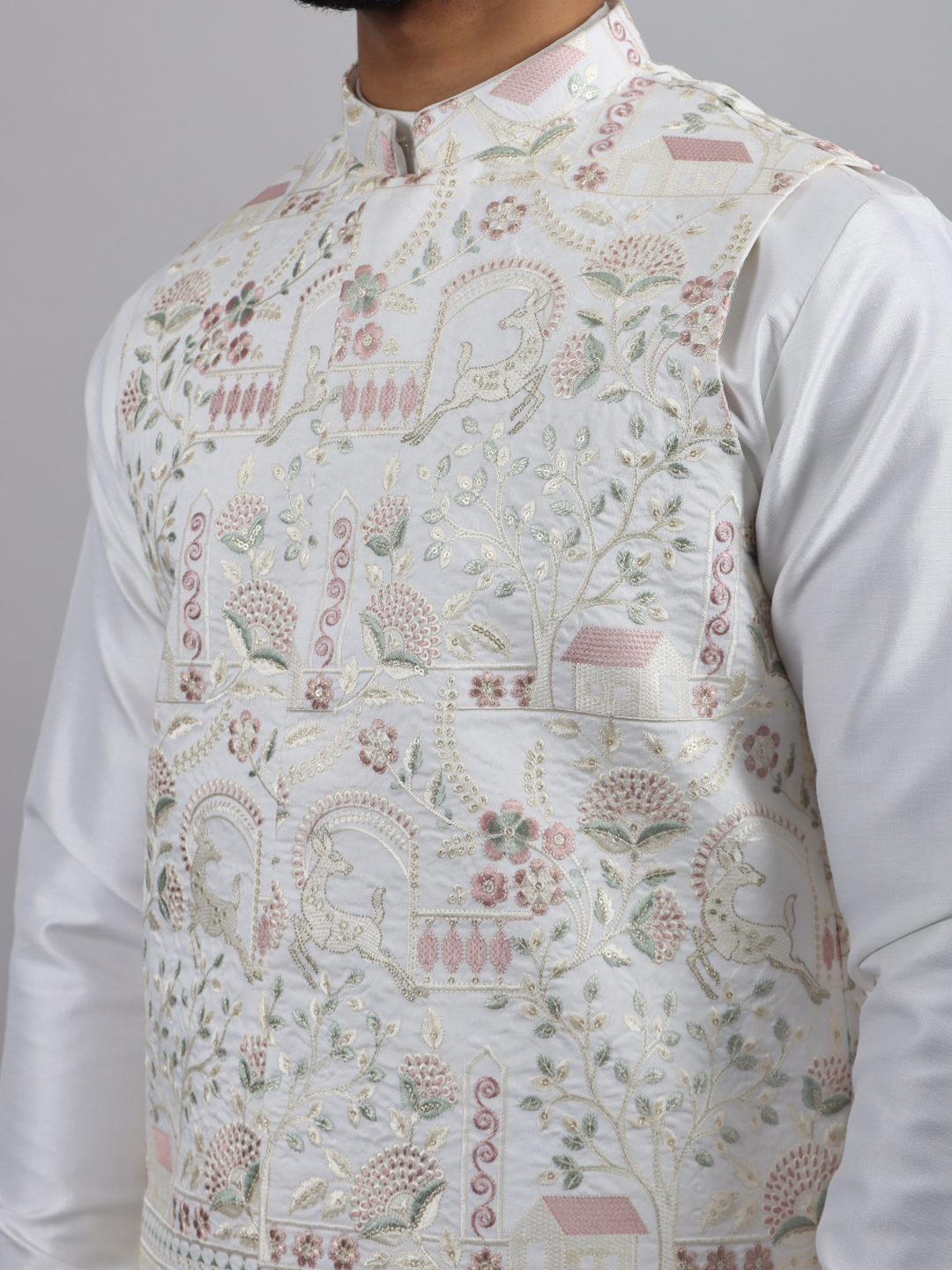 White Deer Embroidered Bandi Set