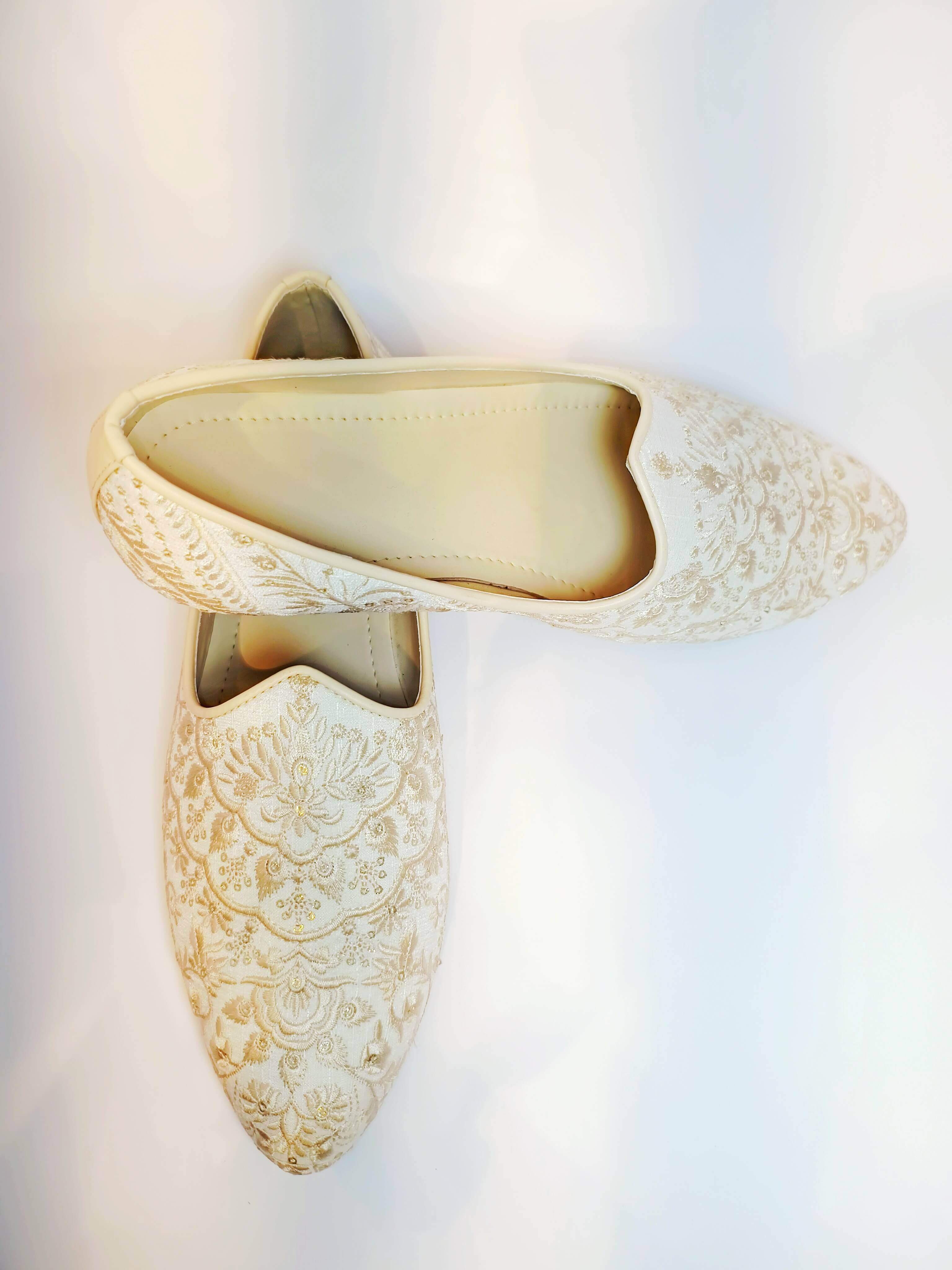 White Gold Exuberant Shoes