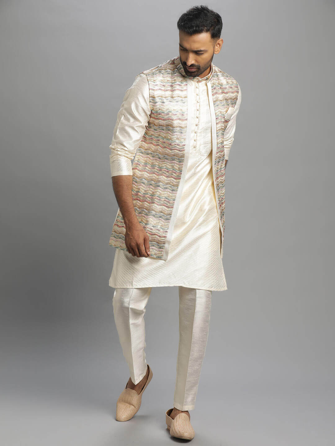 White Multi Waves Long Kurta Pyjama Bandi