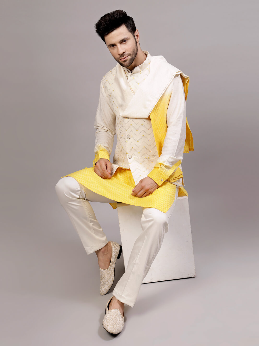 Yellow Waves Bandi Kurta Pyjama Dupatta Set